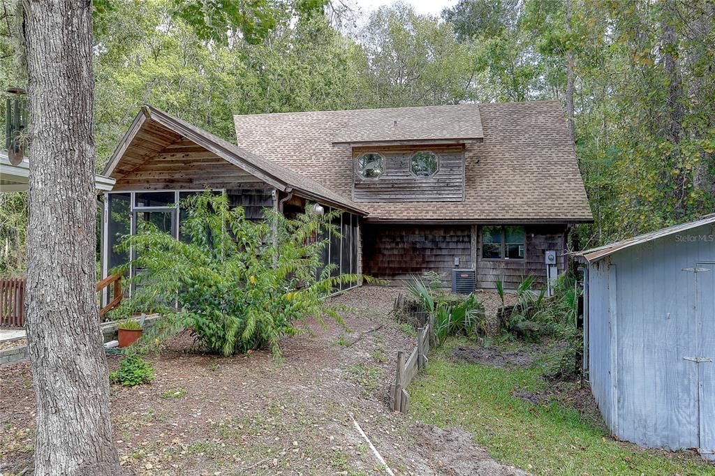 Под контрактом: $350,000 (3 спален, 2 ванн, 1645 Квадратных фут)