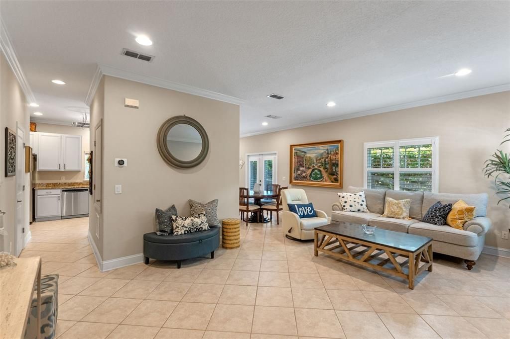 For Rent: $3,195 (3 beds, 2 baths, 1775 Square Feet)