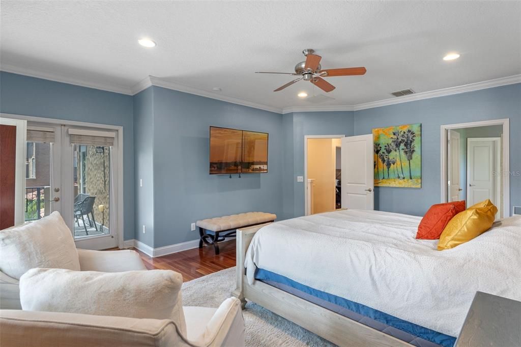 For Rent: $3,195 (3 beds, 2 baths, 1775 Square Feet)