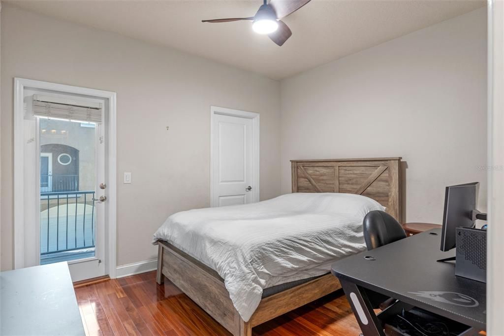 For Rent: $3,195 (3 beds, 2 baths, 1775 Square Feet)