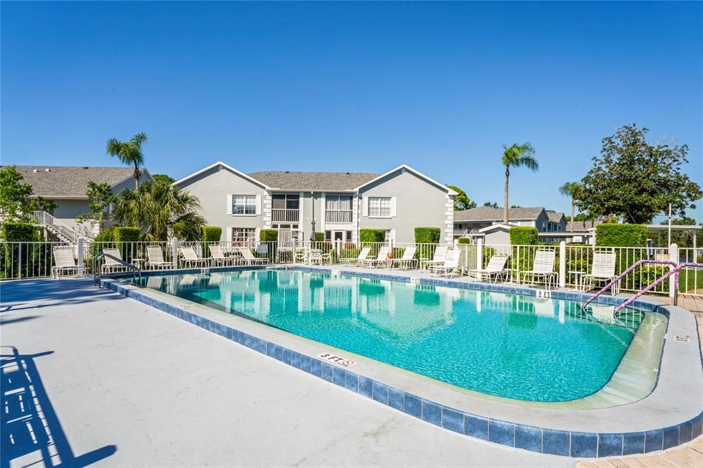 For Sale: $133,000 (2 beds, 2 baths, 1103 Square Feet)