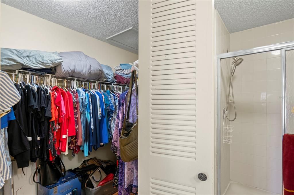 For Sale: $133,000 (2 beds, 2 baths, 1103 Square Feet)