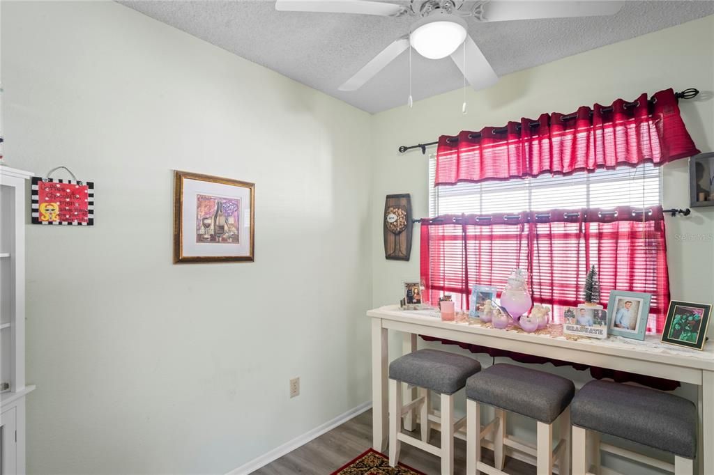 For Sale: $133,000 (2 beds, 2 baths, 1103 Square Feet)