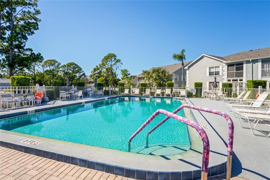 For Sale: $133,000 (2 beds, 2 baths, 1103 Square Feet)