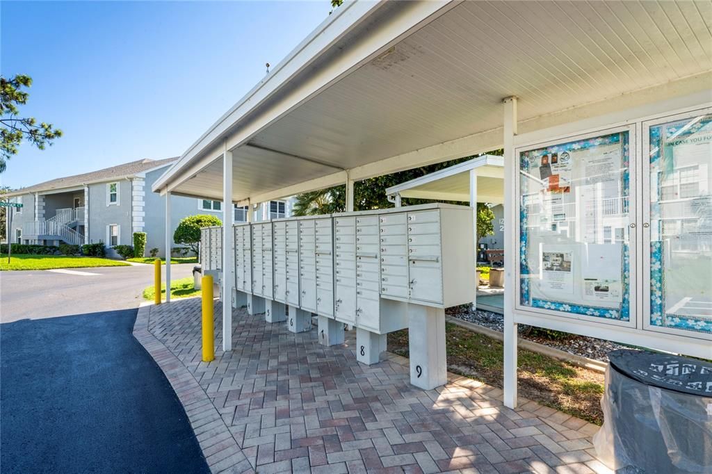 For Sale: $133,000 (2 beds, 2 baths, 1103 Square Feet)