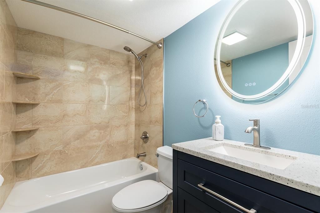 For Sale: $146,500 (1 beds, 1 baths, 636 Square Feet)