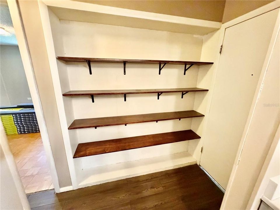 For Sale: $279,000 (2 beds, 2 baths, 1242 Square Feet)