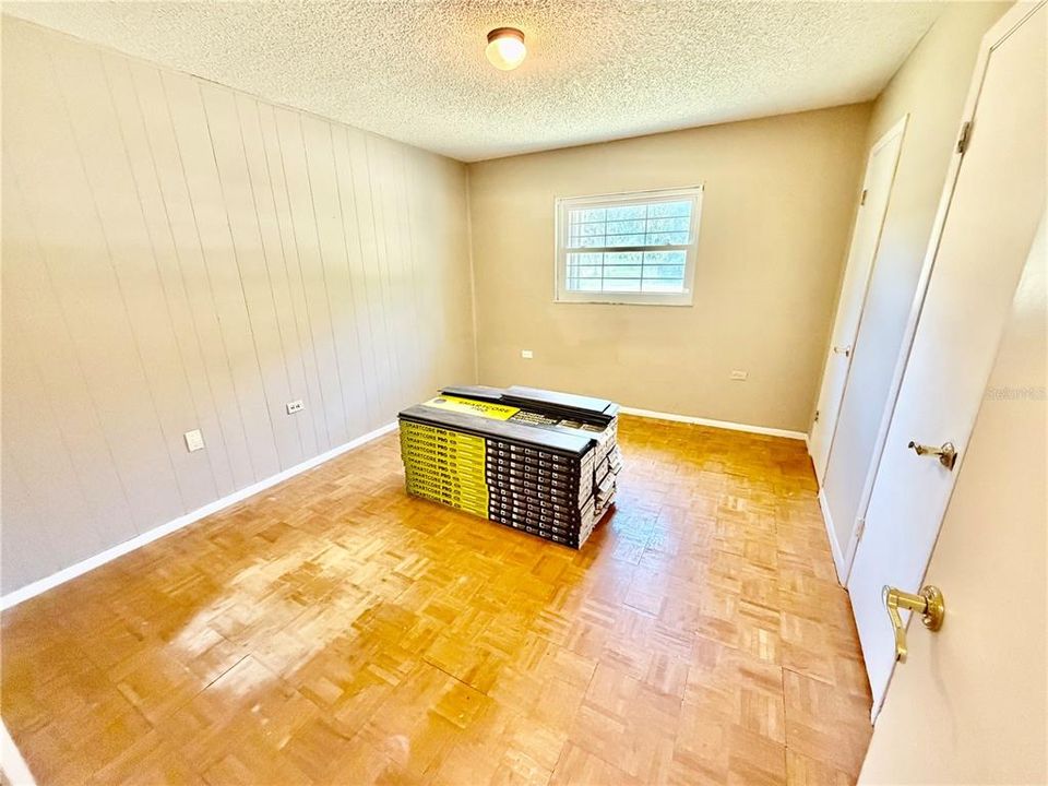 For Sale: $279,000 (2 beds, 2 baths, 1242 Square Feet)