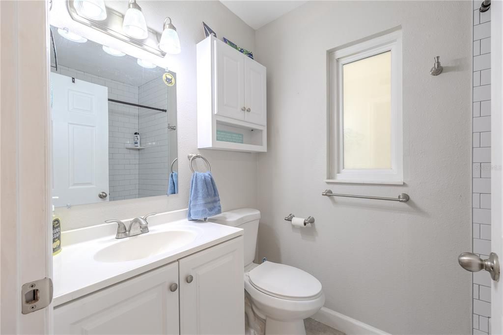 待售: $277,000 (2 贝兹, 2 浴室, 1236 平方英尺)