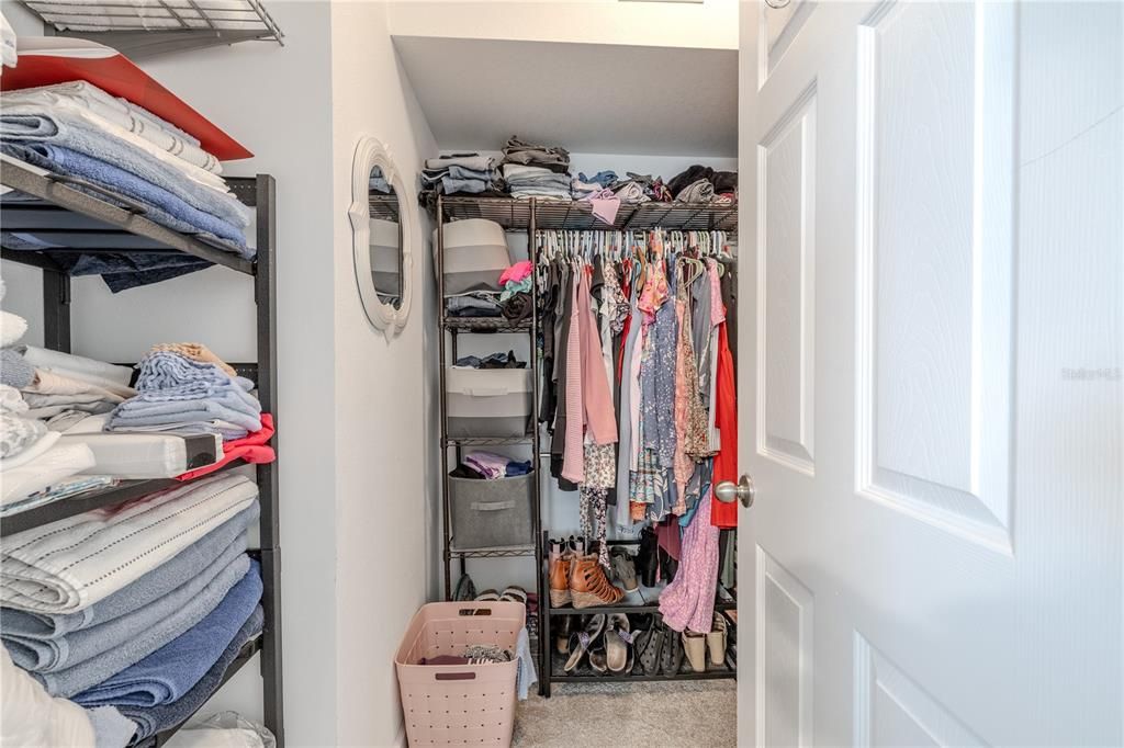 待售: $277,000 (2 贝兹, 2 浴室, 1236 平方英尺)