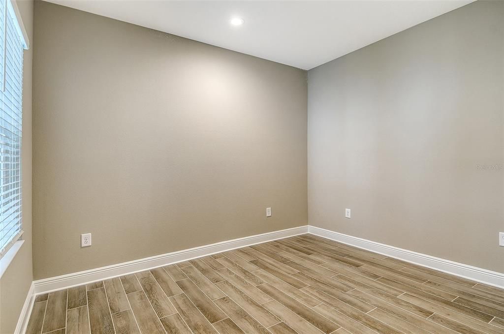 For Sale: $416,990 (2 beds, 2 baths, 1638 Square Feet)