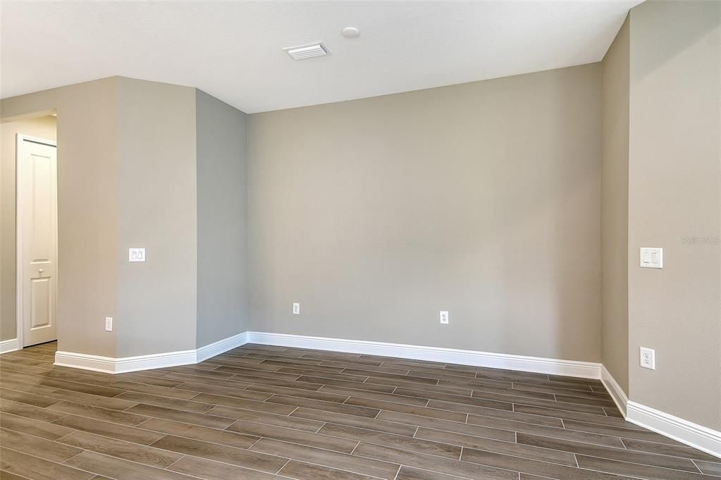 For Sale: $416,990 (2 beds, 2 baths, 1638 Square Feet)