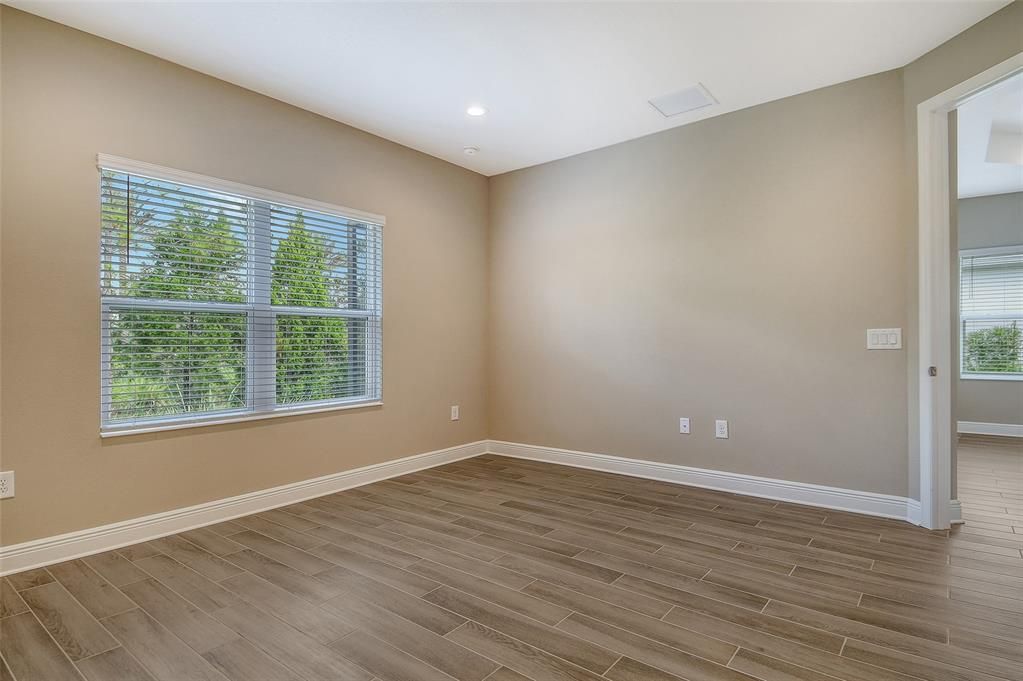 For Sale: $416,990 (2 beds, 2 baths, 1638 Square Feet)