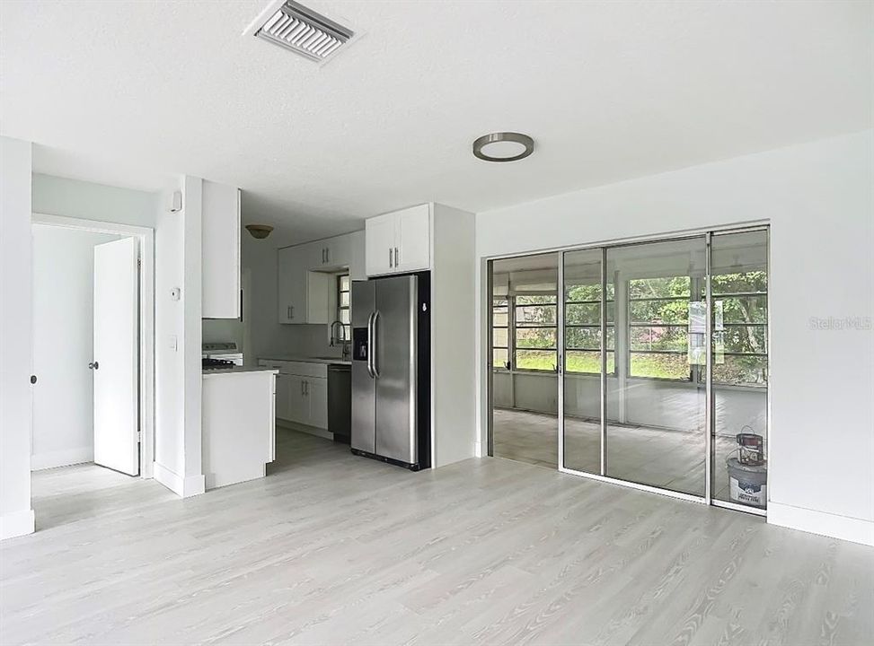 待售: $219,000 (3 贝兹, 2 浴室, 1213 平方英尺)