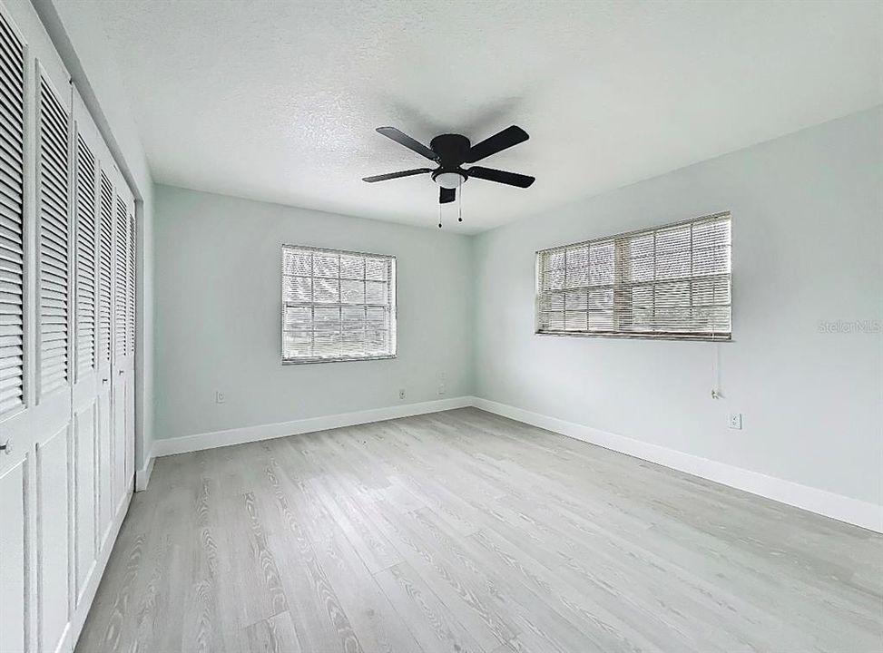 待售: $219,000 (3 贝兹, 2 浴室, 1213 平方英尺)