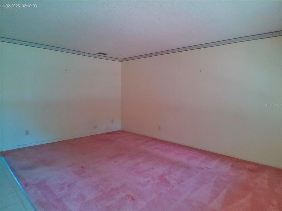 For Sale: $280,500 (3 beds, 2 baths, 1530 Square Feet)