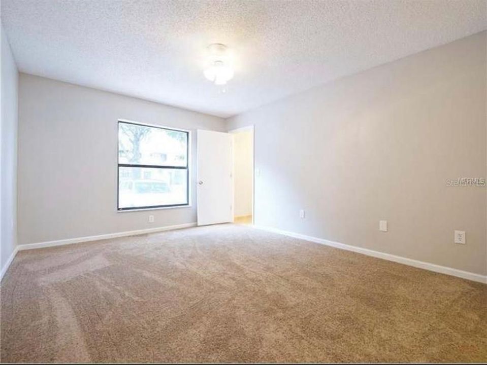 En Venta: $178,000 (2 camas, 2 baños, 889 Pies cuadrados)