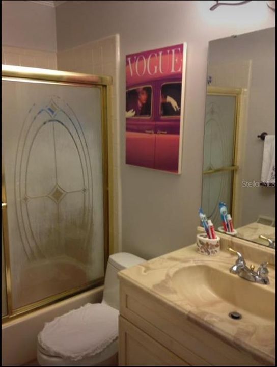 En Venta: $178,000 (2 camas, 2 baños, 889 Pies cuadrados)