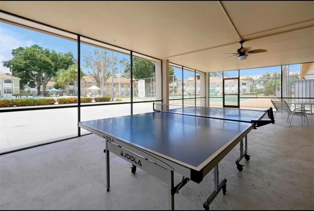 En Venta: $178,000 (2 camas, 2 baños, 889 Pies cuadrados)