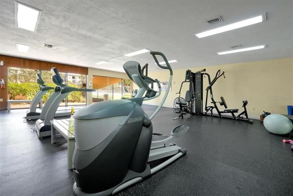 En Venta: $178,000 (2 camas, 2 baños, 889 Pies cuadrados)