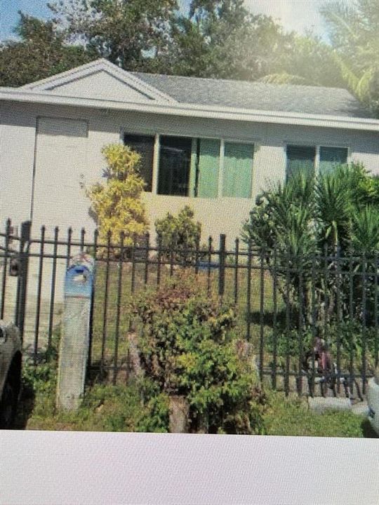 En Venta: $430,900 (3 camas, 2 baños, 1118 Pies cuadrados)