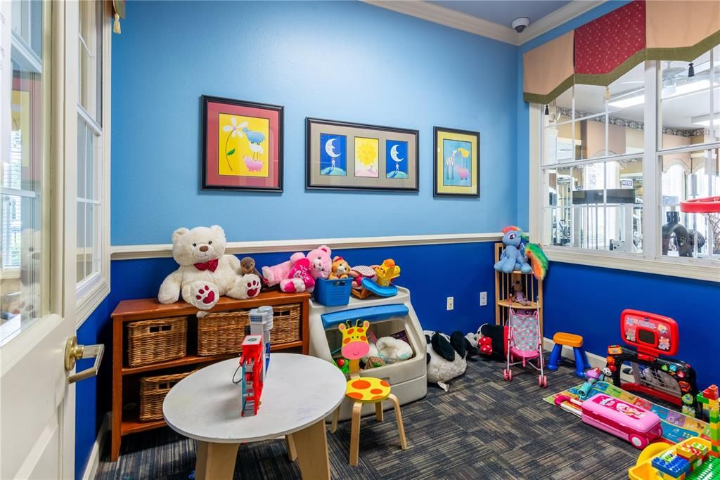 На продажу: $220,000 (2 спален, 2 ванн, 1036 Квадратных фут)