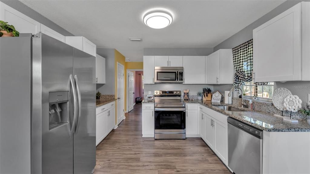 For Sale: $259,000 (4 beds, 1 baths, 1125 Square Feet)