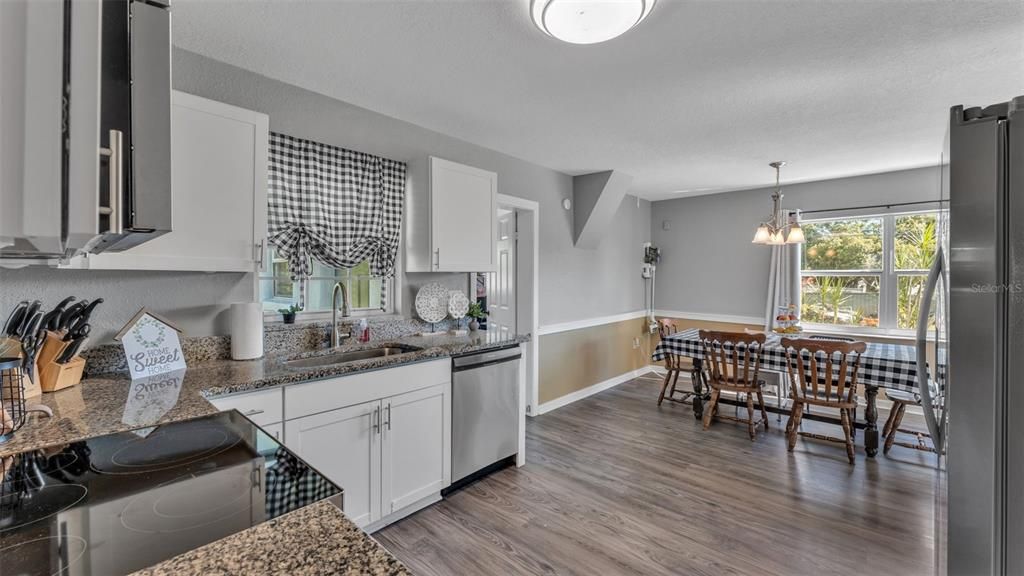 For Sale: $259,000 (4 beds, 1 baths, 1125 Square Feet)