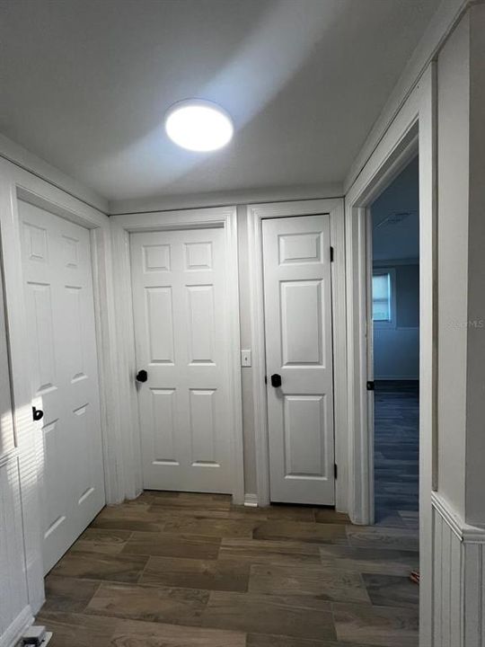 For Rent: $1,700 (3 beds, 1 baths, 928 Square Feet)