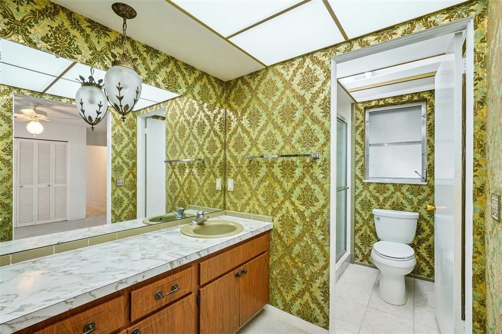 Под контрактом: $615,000 (3 спален, 3 ванн, 2263 Квадратных фут)