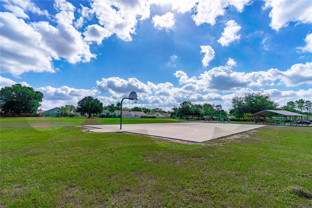 Active With Contract: $375,000 (3 beds, 2 baths, 1832 Square Feet)