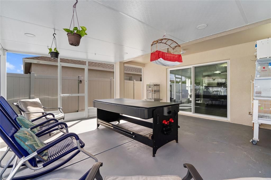 Active With Contract: $375,000 (3 beds, 2 baths, 1832 Square Feet)