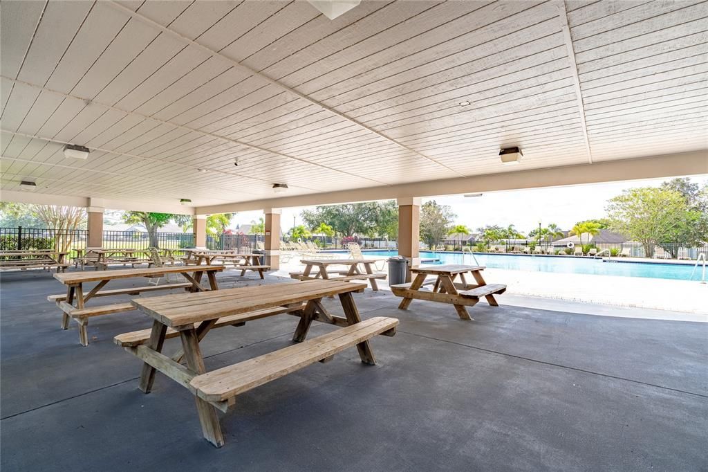 Active With Contract: $375,000 (3 beds, 2 baths, 1832 Square Feet)