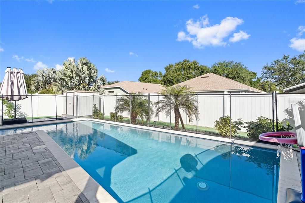 Active With Contract: $375,000 (3 beds, 2 baths, 1832 Square Feet)