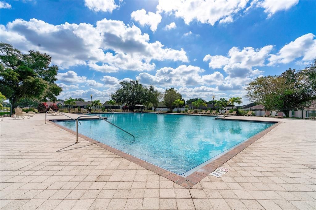 Active With Contract: $375,000 (3 beds, 2 baths, 1832 Square Feet)