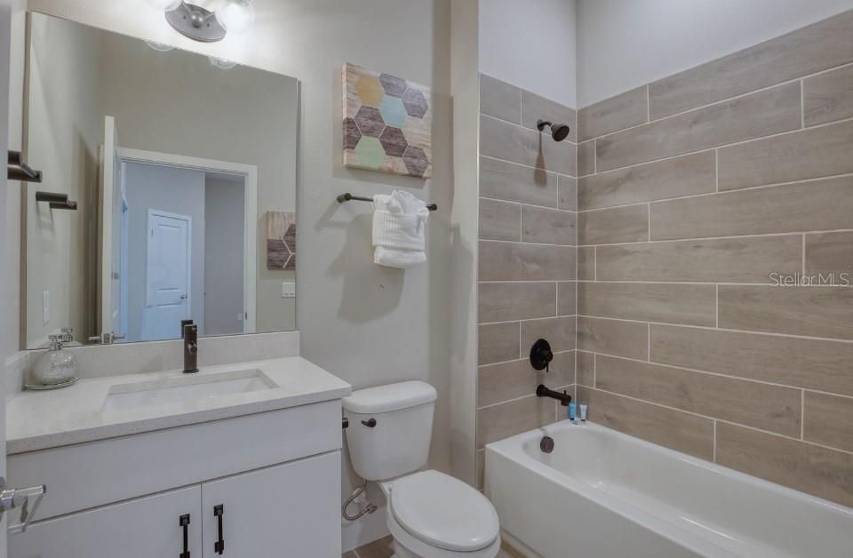 En Renta: $2,200 (3 camas, 2 baños, 1449 Pies cuadrados)