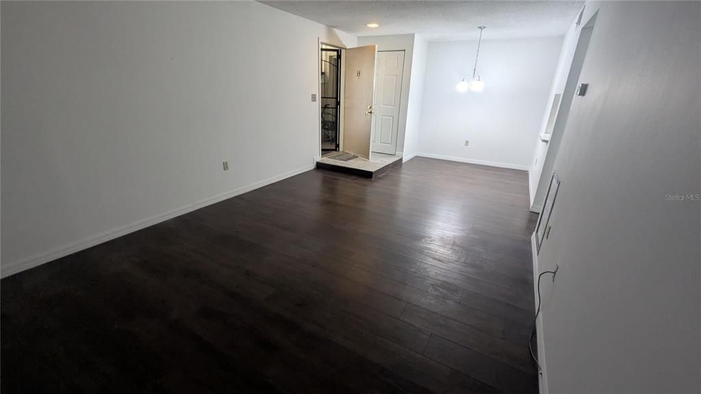 For Rent: $1,450 (2 beds, 2 baths, 828 Square Feet)