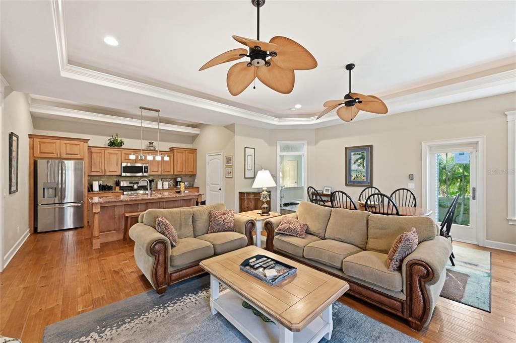 For Sale: $1,190,000 (3 beds, 2 baths, 1797 Square Feet)