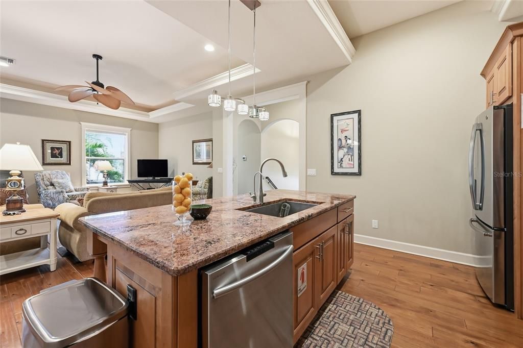 For Sale: $1,190,000 (3 beds, 2 baths, 1797 Square Feet)