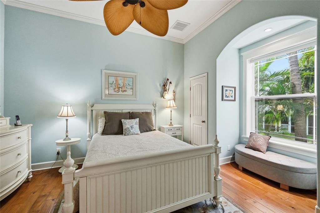 For Sale: $1,190,000 (3 beds, 2 baths, 1797 Square Feet)