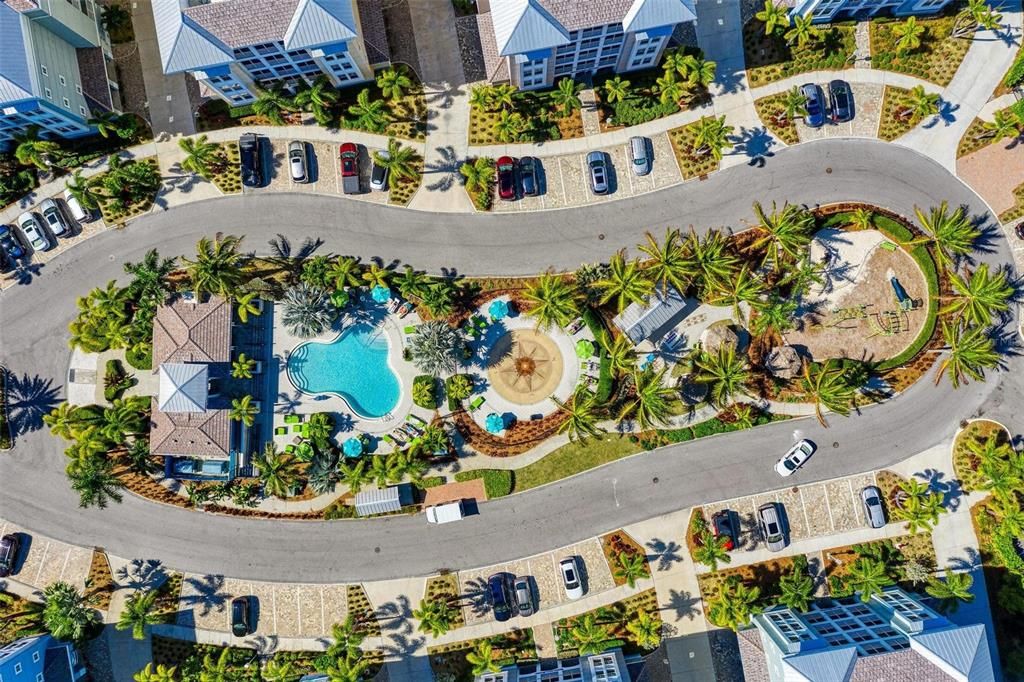 Activo con contrato: $699,000 (3 camas, 3 baños, 1664 Pies cuadrados)