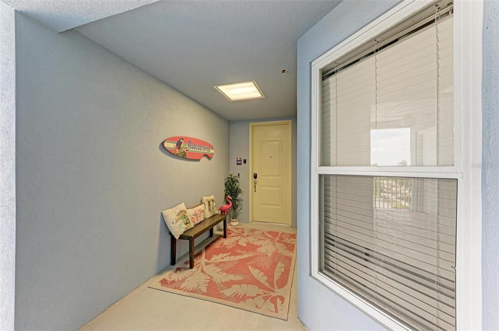 Activo con contrato: $699,000 (3 camas, 3 baños, 1664 Pies cuadrados)