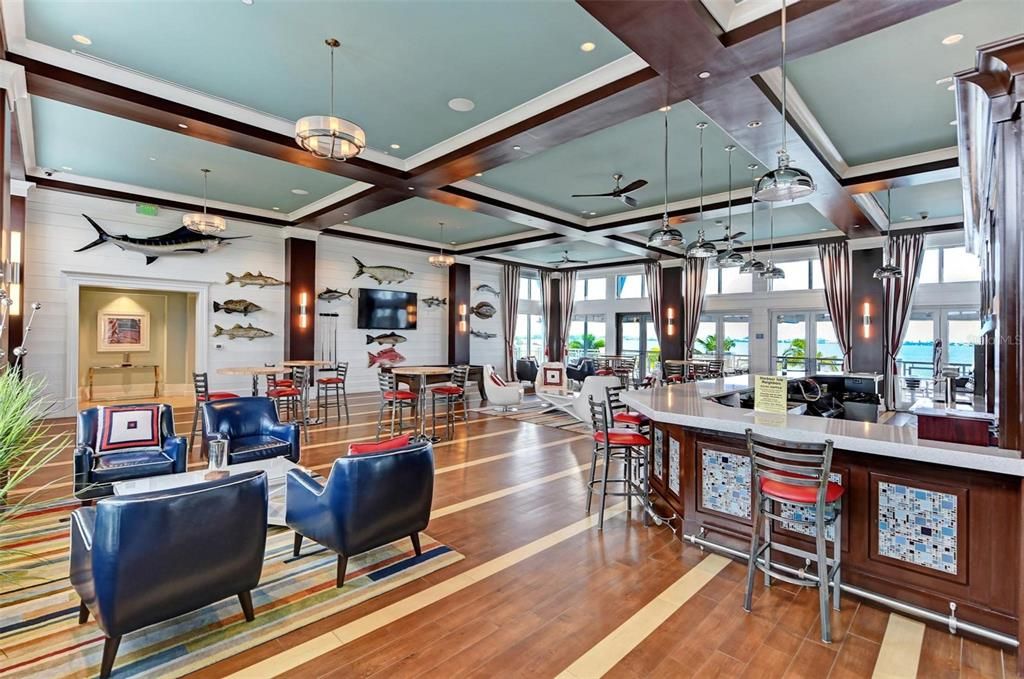 Activo con contrato: $699,000 (3 camas, 3 baños, 1664 Pies cuadrados)