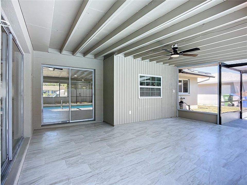 Active With Contract: $425,000 (3 beds, 2 baths, 1423 Square Feet)