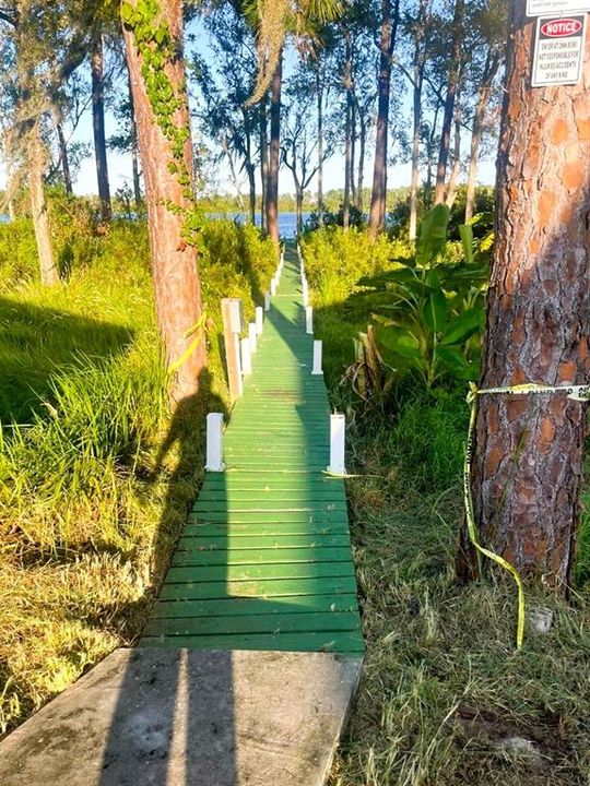 Под контрактом: $2,099 (3 спален, 2 ванн, 1630 Квадратных фут)