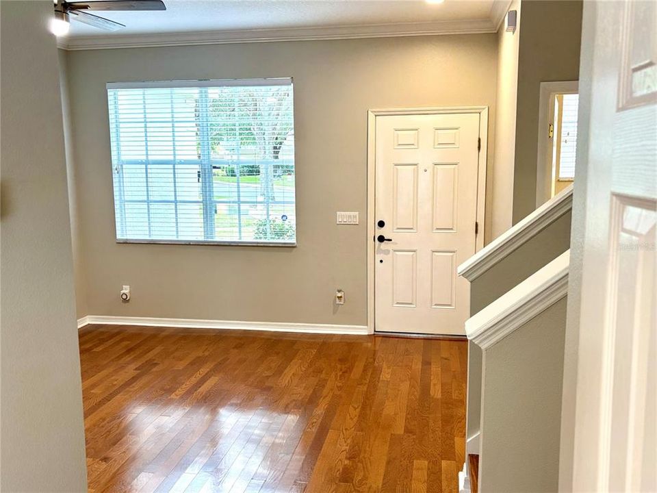 En Venta: $345,000 (2 camas, 2 baños, 1181 Pies cuadrados)