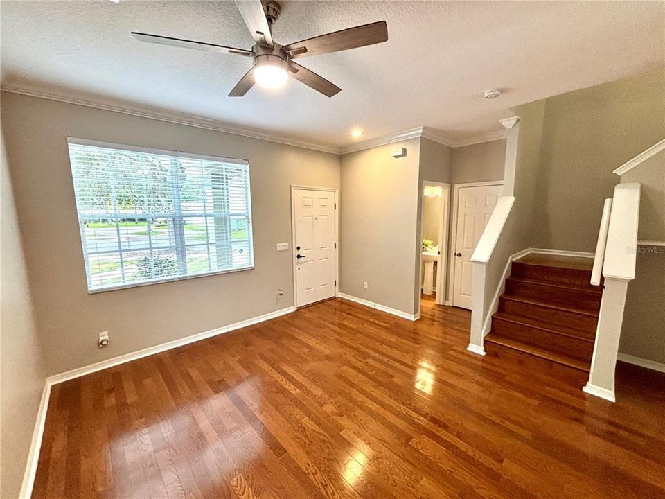 En Venta: $345,000 (2 camas, 2 baños, 1181 Pies cuadrados)