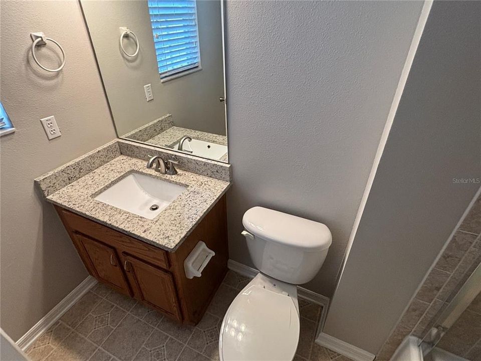 En Venta: $345,000 (2 camas, 2 baños, 1181 Pies cuadrados)