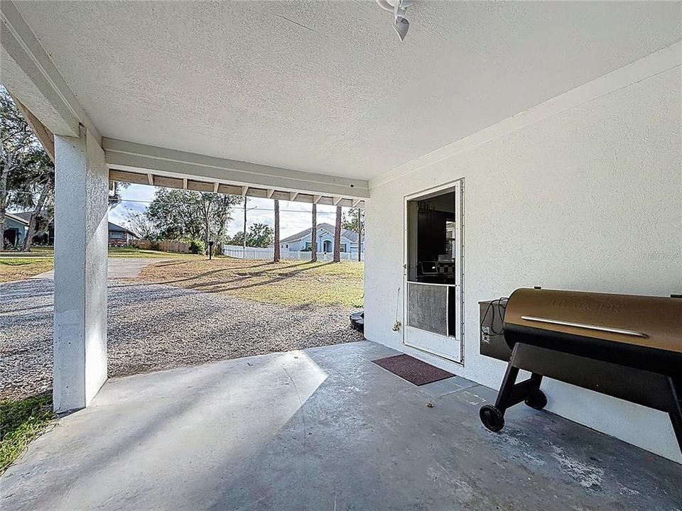 待售: $199,900 (2 贝兹, 1 浴室, 780 平方英尺)