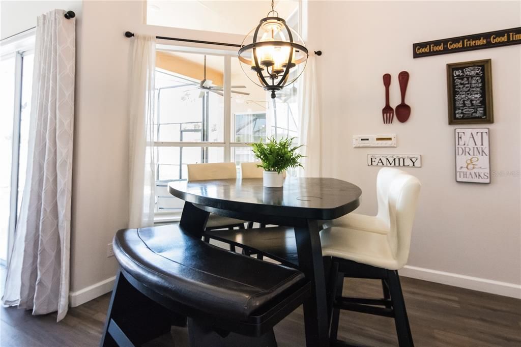 For Sale: $917,000 (5 beds, 4 baths, 3419 Square Feet)